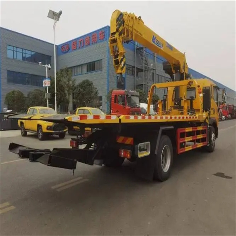 泰宁县附近小随车吊出租电话，轻松解决搬运烦恼